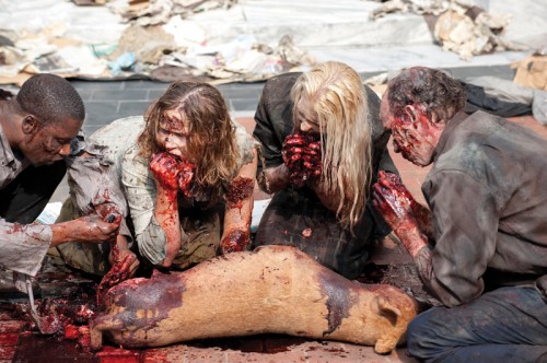 Walking-Dead-Season-2-Zombies-Eating