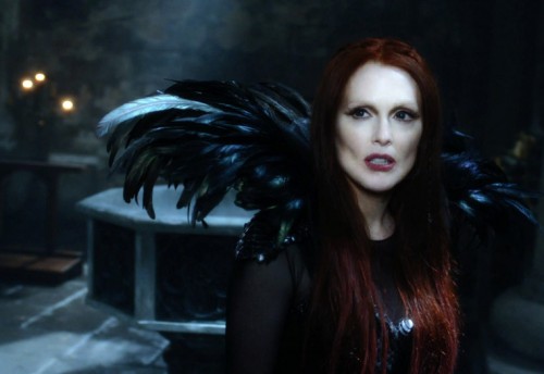 Julianne-Moore-Seventh-Son