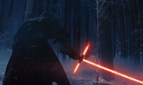 force-awakens-sith-lightsaber